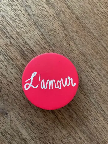오사카 간사이 만박 프랑스관 캔뱃지 L'amour