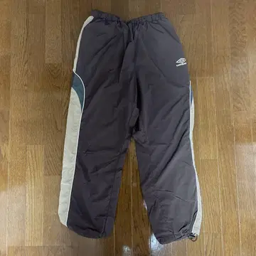 우메다 사이퍼 x UMBRO x JUNRED 나일론 트랙 팬츠 브라운