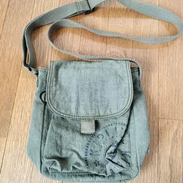 Kipling 숄더백 올리브 그린