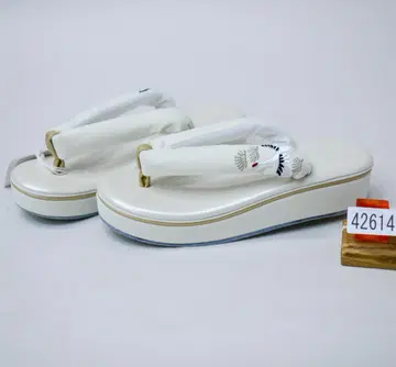 조리 힐 높이 학 자수 벨벳 화이트 컬러 프리 24.0cm NO42614
