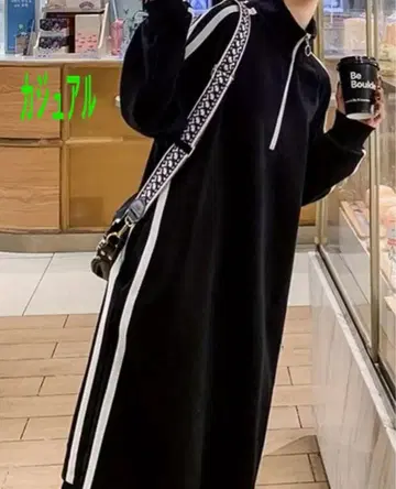 미사용 새상품 집업 캐주얼 사이드 스트라이프 롱 원피스 블랙