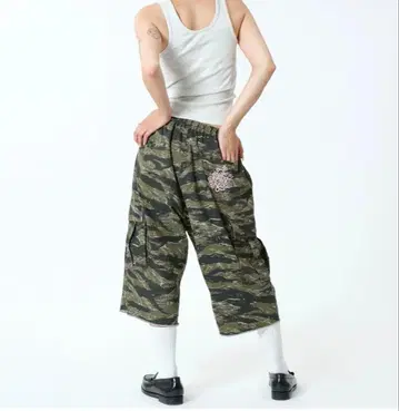 KEBOZ 타이거 카모 무늬 바지