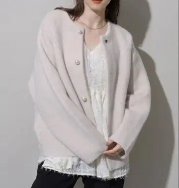 Rirandture 펄 버튼 코쿤 니트 자켓