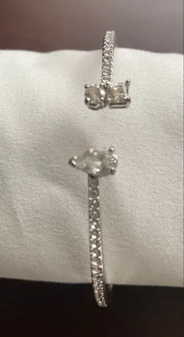 엘레강트 Swarovski 팔찌