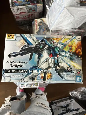 HG 1/144 건담 헬리오스