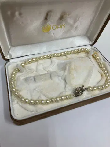 화이트 펄 목걸이