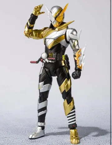 S.H.Figuarts 가면라이더 빌드 트라이얼 폼 토끼 드래곤