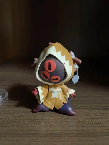 제5인격 탁상 침입 시리즈 피규어 황의의 왕 하스터