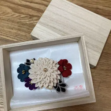 쓰마미자이쿠 꽃 모티브 머리 장식 나무 상자형