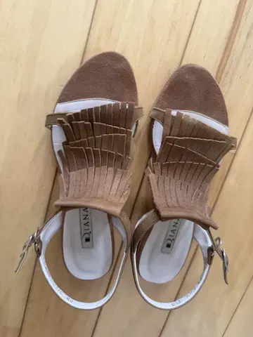 DIANA 프린지 샌들 23cm 브라운