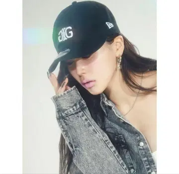 GYDA x NEWERA Symmetry GYDA CAP (블랙)