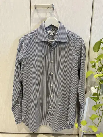 투모로우랜드 ORIAN 더블 네임 스트라이프 셔츠