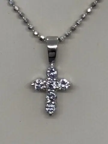 미사용 새상품급 크로스형 펜던트 목걸이 다이아풍 925 오샤레 고급