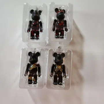 트위스티드 원더랜드 베어브릭 BE@RBRICK