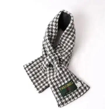 정가 8690엔 트위드밀 별주 크로스 머플러 블랙 하운드투스