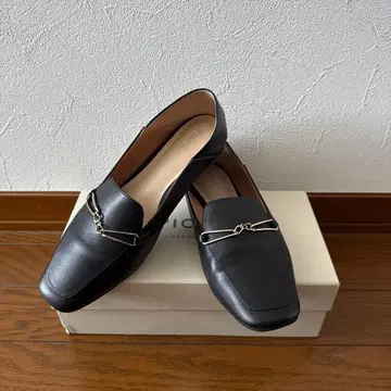 PICHE 블랙 로퍼 37 사이즈 블랙