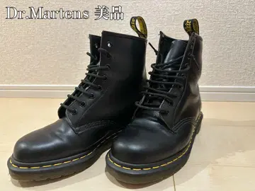 [ 새상품급 ] Dr.Martens 8홀 부츠