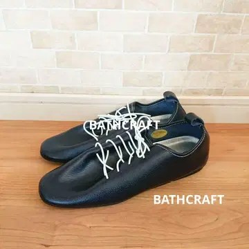 미사용 새상품급 BATHCRAFT 바스크라프트 천연 가죽 신발 24.0