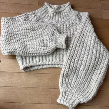 SNIDEL 아이보리 하이넥 니트