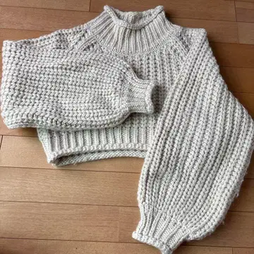 SNIDEL 아이보리 하이넥 니트