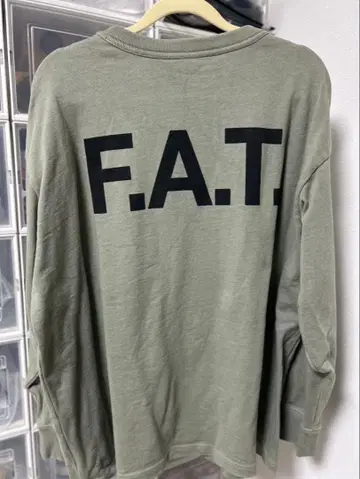 FAT TITCH 긴팔 T셔츠 올리브 그린