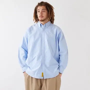 FAT TITCH 버튼 다운 셔츠 라이트 블루