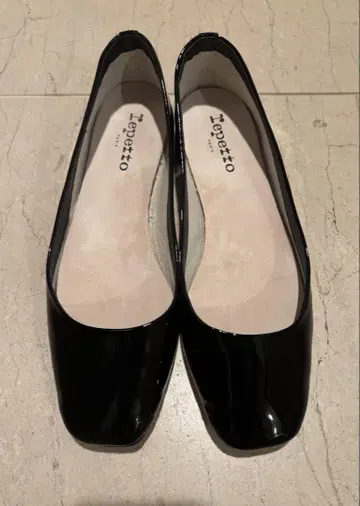 새상품 레페토 repetto 에나멜 플랫 펌프스 신발 블랙 38