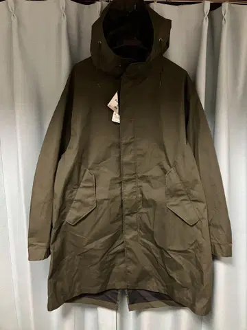 새상품 블록 테크 모즈 코트 XL 올리브