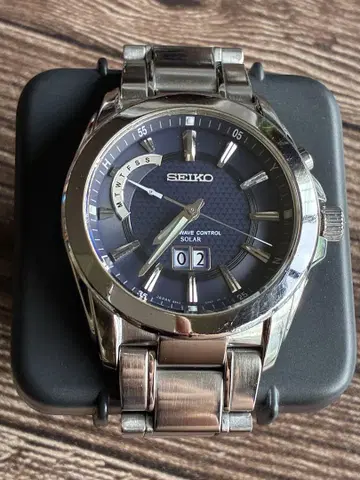 SEIKO 스피릿 전파 솔라 손목시계 빅 데이트 SBTT011
