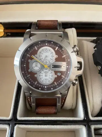 Fossil 크로노그래프 시계 브라운