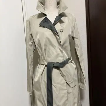 베이지 트렌치코트 벨트 포함
