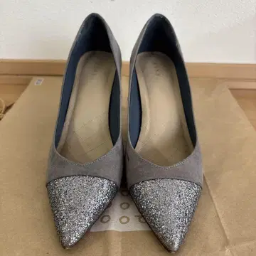 [ RANDA ] [ 23cm ] 엘레강트 그레이 하이힐 펌프스
