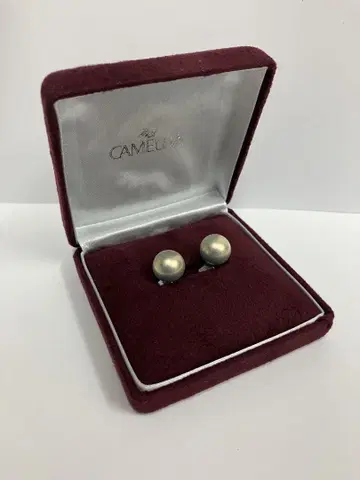 CAMELLIA 진주 귀걸이