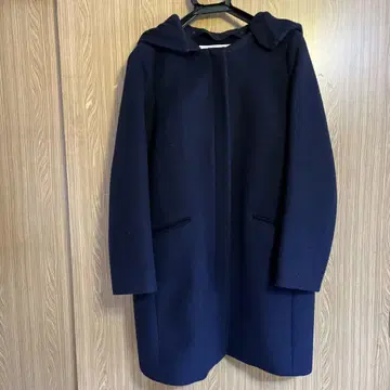 새상품급 후드 부착 네이비 코트