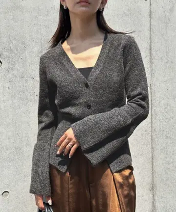 [ 2024AW ] select MOCA 벨 슬리브 V넥 니트 가디건