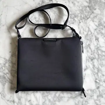 COTE&CIEL 코트에시엘 Inn S Sleek Black