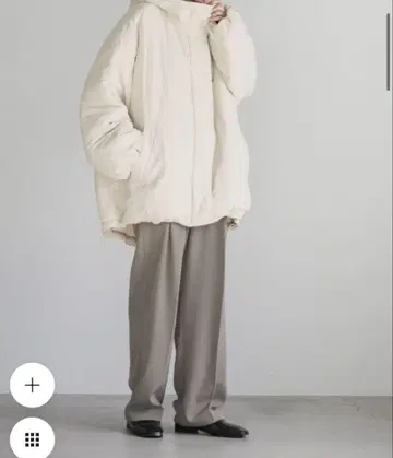 select MOCA 볼륨 실루엣 패딩 자켓 L 사이즈
