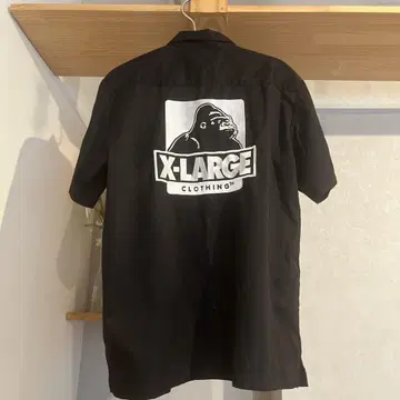 X-LARGE 블랙 반팔 셔츠