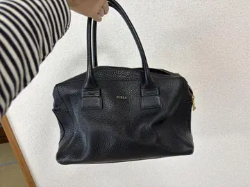 [ 가격 인하 ] FURLA 훌라 가죽 토트백 블랙 올풀림 마찰 있음