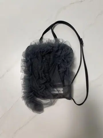 EASTPAK Chika Kisada 숄더백 그레이