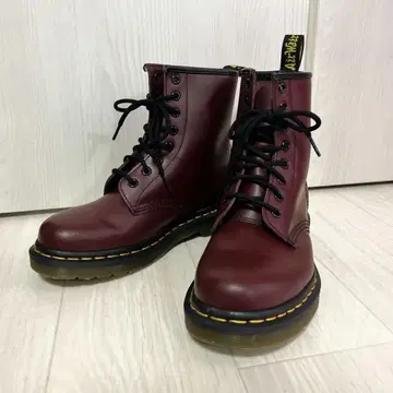 닥터 마틴 8홀 체리 레드 SMOOTH 24-24.5cm