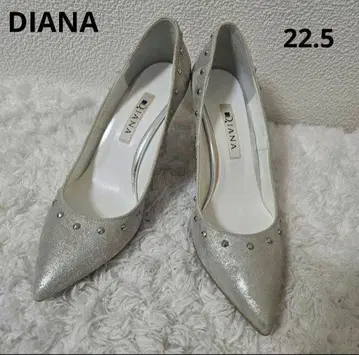 DIANA 다이애나 스터드 하이힐 실버