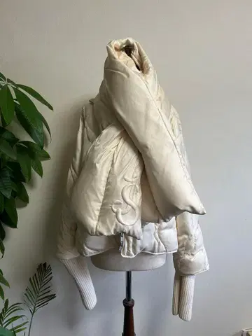 [ 한정판 SALE ] 질 샌더 JILSANDER 퀼팅 다운