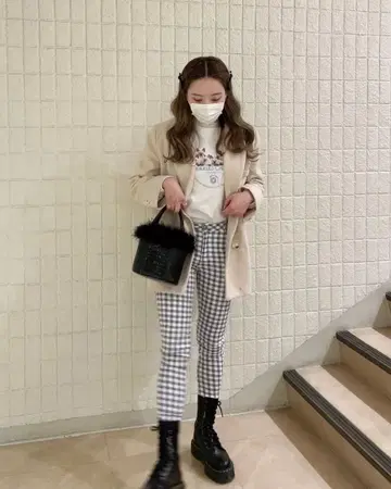 아이보리 자켓
