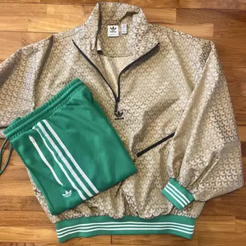 아디컬러 70s 하프 지퍼 모노그램 윈드 브레이커