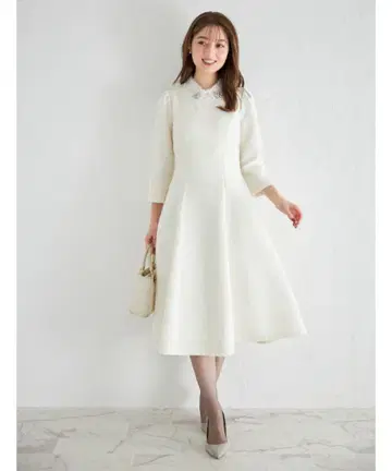 레이스 카라 부착 백 레이스업 트위드 원피스