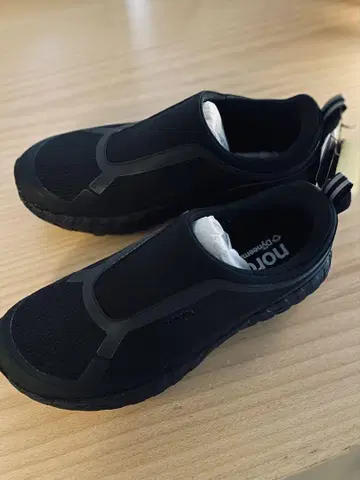 [ norda ] 003 Pitch Black UK8 US9 27cm