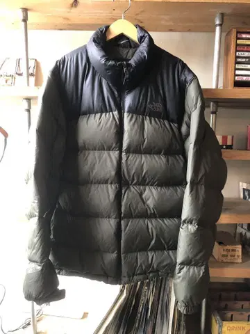 THE NORTH FACE 다운 자켓 NUPTSE