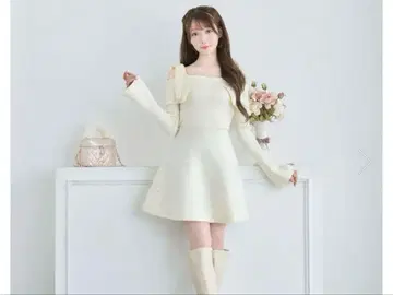 로제뮤즈 Bijou 니트 미니 원피스
