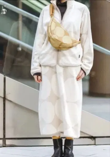 택 포함 새상품 ] 유니클로 마리메꼬 상하의 세트 플리스 풀 지퍼 자켓